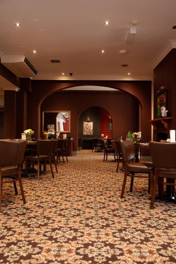 Royal Hotel ซิงเกิลตัน ภายนอก รูปภาพ